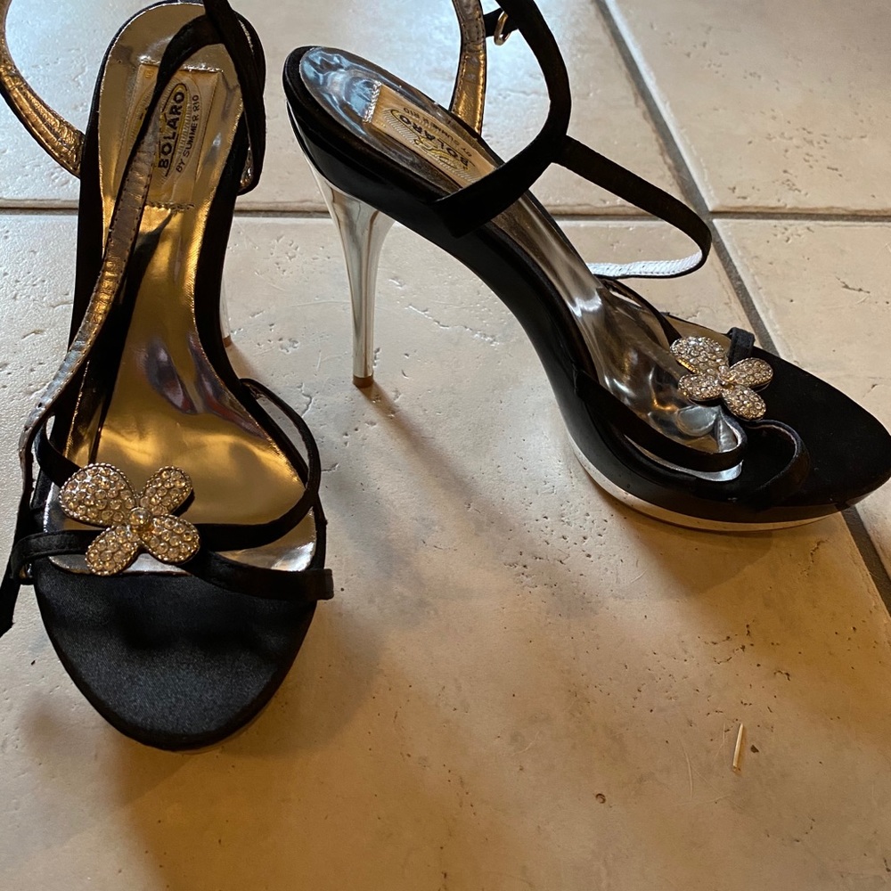 Bolaro Heels